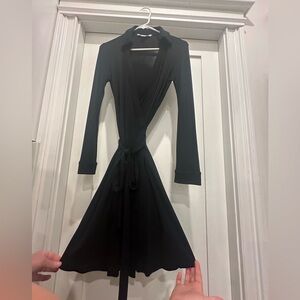 DVF classic wrap dress. 15 yrs old. Excellent condition. No longer fits.
